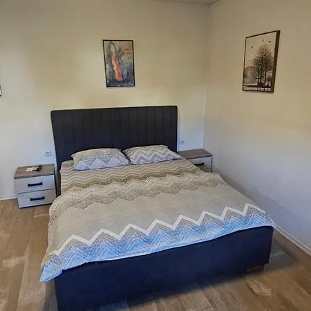 Vesto Apartment *